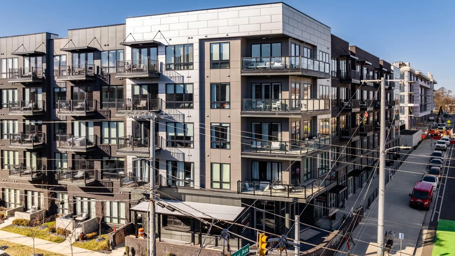 Prime Walkable Midtown Location Pool Gym Outlaws Den By Avantstay Nashville Holiday home