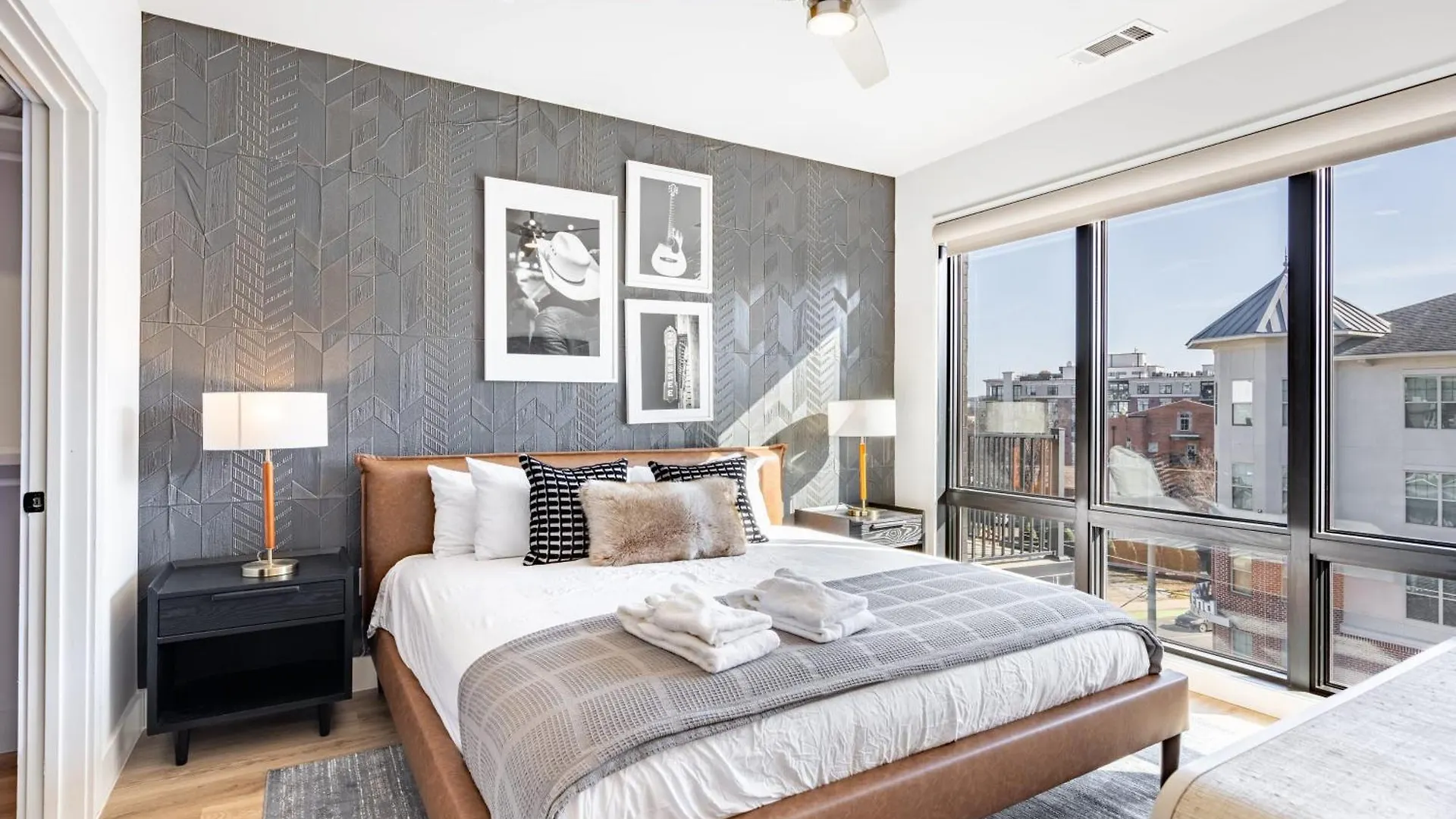 Prime Walkable Midtown Location Pool Gym Outlaws Den By Avantstay Nashville Holiday home
